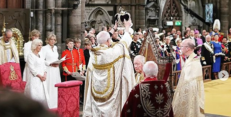 King Charles III formally crowned in London's Westminster Abbey - Vatican  News