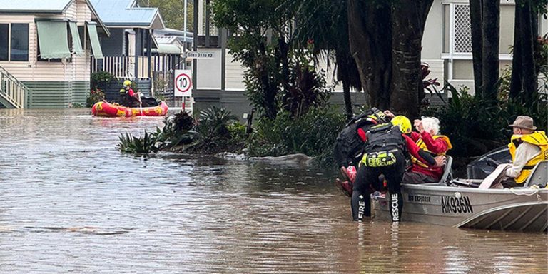 Local parish delivers food and clothing to NSW flood victims - CathNews