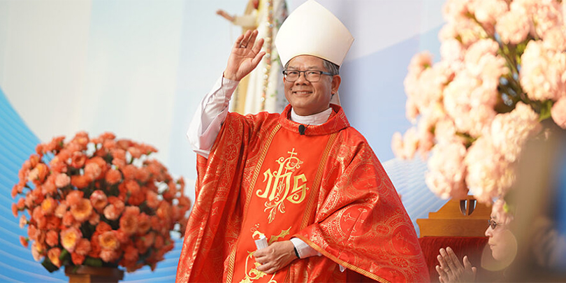 Bishop Long joins Vietnamese Catholics in US for Holy Mother’s Day
